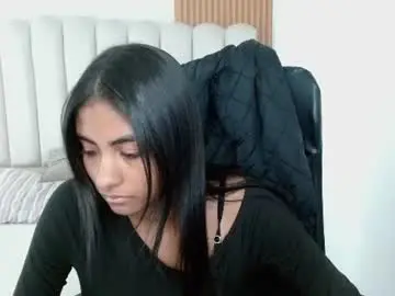 Shaneelle  live sex cam