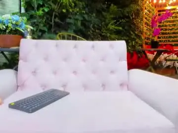 Sharonkm  live sex cam