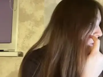 Bellahadid8  live sex cam