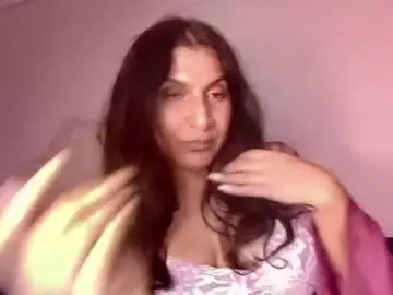 Bigbootybutter  live sex cam
