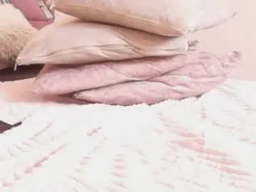 Dolce_pearl  live sex cam