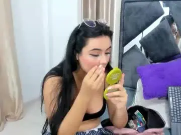 Dulce_amg  live sex cam