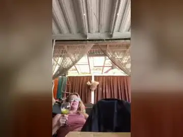 Fuckjuz  live sex cam