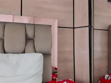 Karol_lewiss  live sex cam