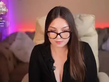 Lindsyrawr  live sex cam