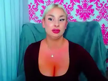 Luxuriaaa  live sex cam