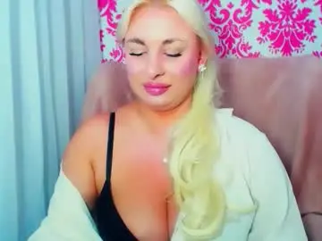 Luxuriaaa  live sex cam