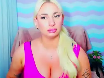 Luxuriaaa  live sex cam