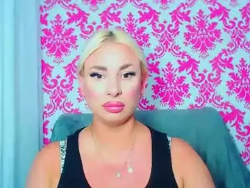 Luxuriaaa  live sex cam