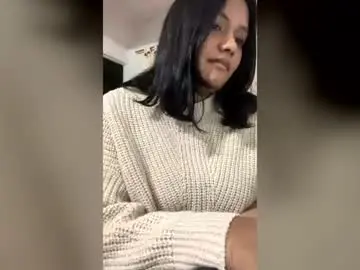 Ninabrunette17  live sex cam
