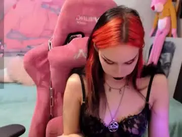 Pineapple_dope  live sex cam