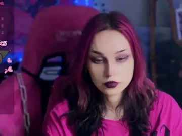Pineapple_dope  live sex cam