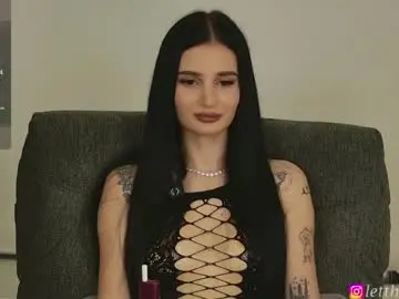 Sky011fall  live sex cam