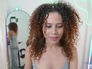 Sofialand11  live sex cam