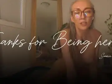 Sunnie_dayz  live sex cam