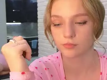 Tyap_lyap  live sex cam