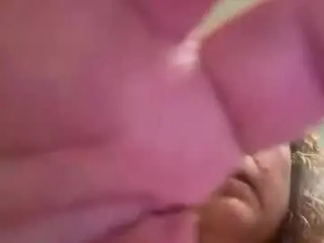 Zgarcia305  live sex cam