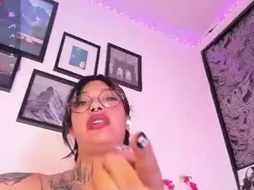 Aleja_5  live sex cam