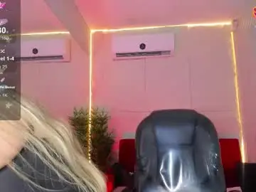 Andrearossel  live sex cam