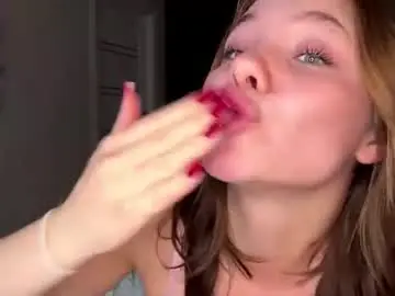 Betty_gray  live sex cam