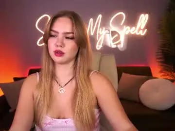 Celestenoirr  live sex cam