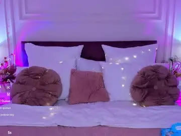 Elsajoness  live sex cam