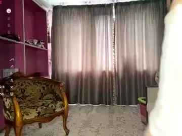Felicevarady  live sex cam