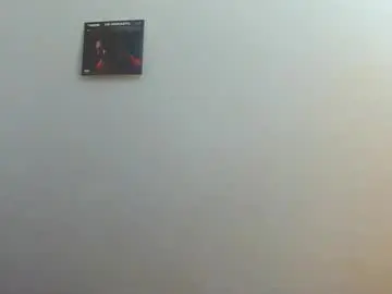 Hornygspotty  live sex cam