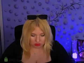 Juli_kisss  live sex cam