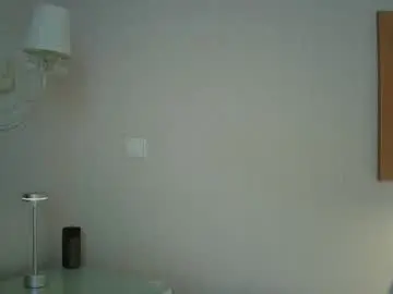 Luna_hoti  live sex cam