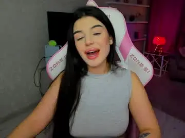 Snowingwinter  live sex cam