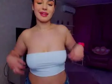 Snowingwinter  live sex cam