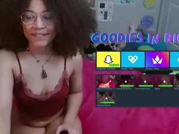 Theenbygamer  live sex cam