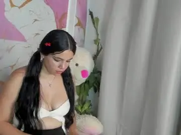 Aida_122  live sex cam