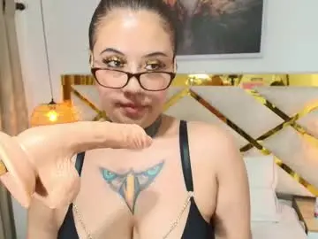 Aurelia_callie  live sex cam