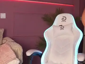Bettyvelvet  live sex cam