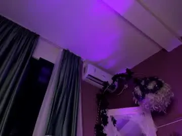 Bettyvelvet  live sex cam