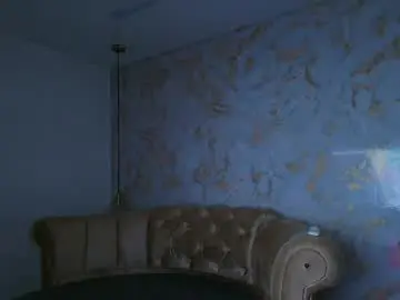 Brianaduque  live sex cam