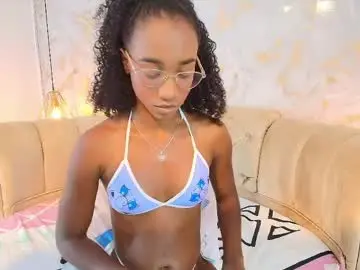 Brianaduque  live sex cam