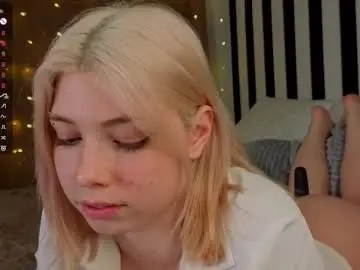 Falinegelling  live sex cam