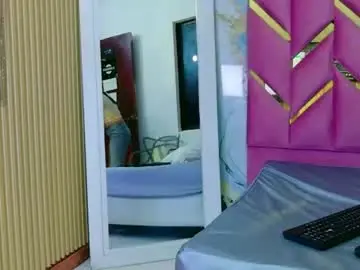 Kinkyymommyyy  live sex cam