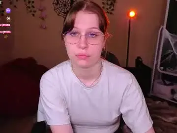 Lovegaze  live sex cam