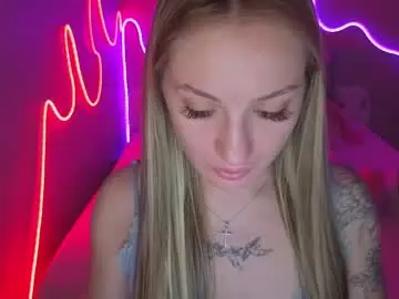 Meowwmirra  live sex cam