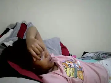 Midnightnala  live sex cam