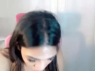 Naughtyiyahxxx  live sex cam