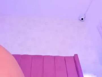Roxy_blazze_  live sex cam