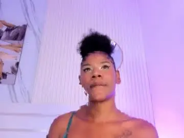 Saralewwis  live sex cam