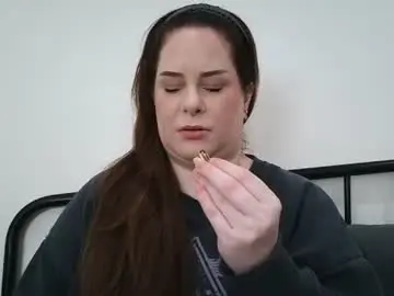 Taylormichaels87  live sex cam