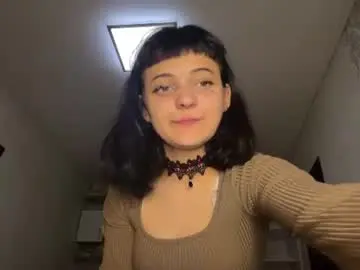 Yelenadelvillar  live sex cam