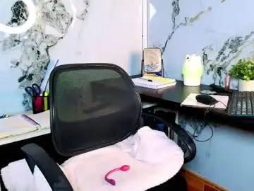 Alixlong  live sex cam